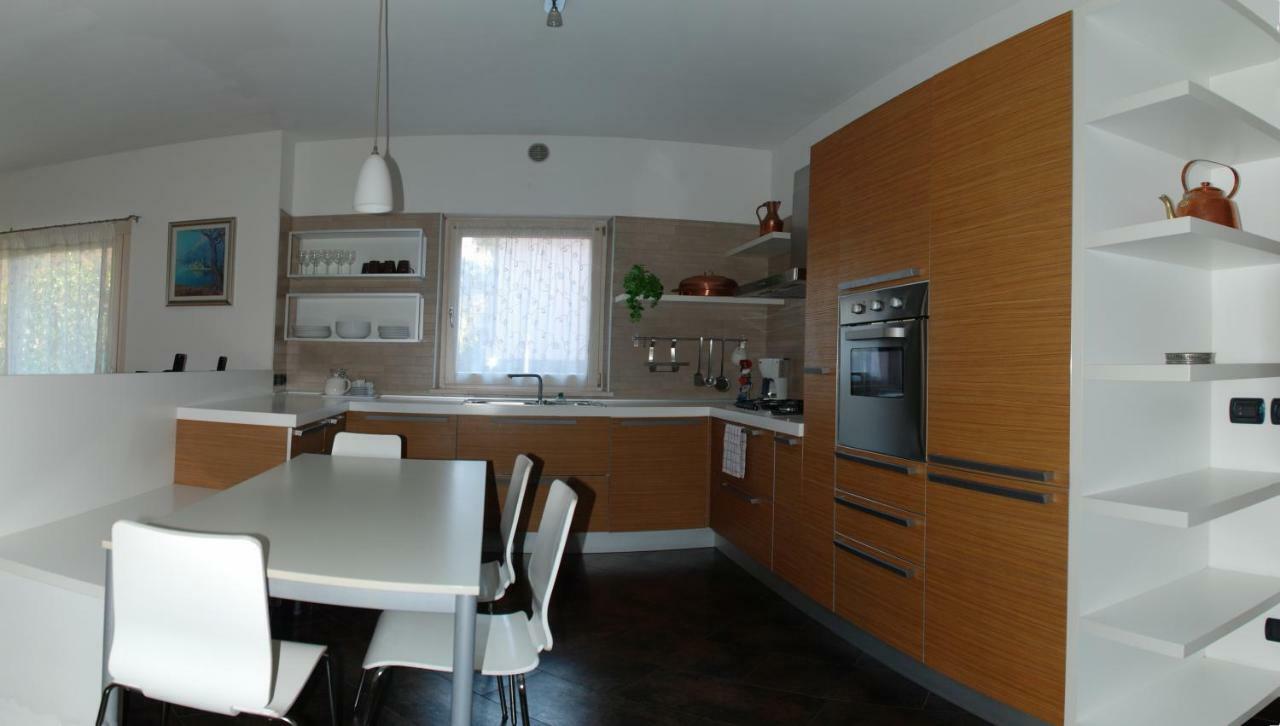 Casa Alice Apartment Torbole Sul Garda ภายนอก รูปภาพ